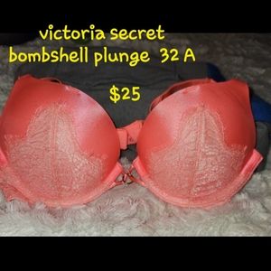 Vs  bombshell plunge 32 a adds 2 cup sizes